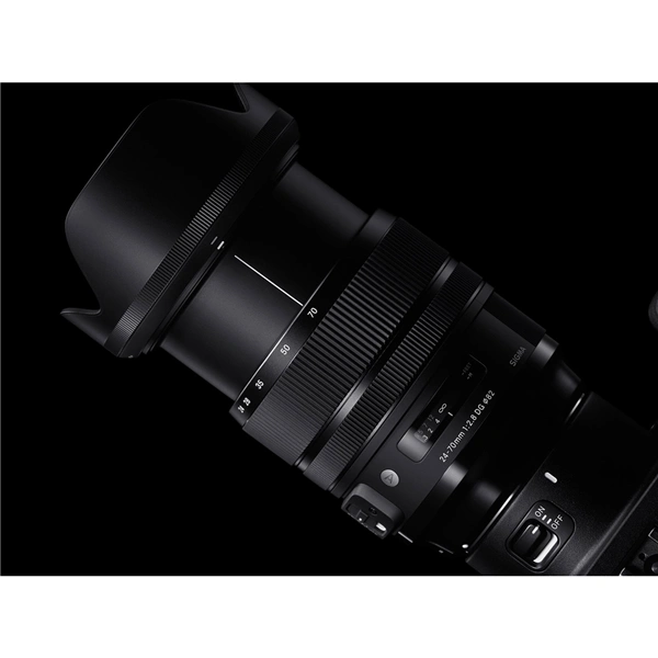 SIGMA 24-70mm F2.8 DG OS HSM Art pro Nikon F