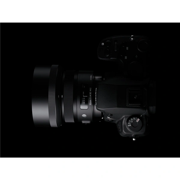 SIGMA 30mm F1.4 DC HSM Art pro Canon EF
