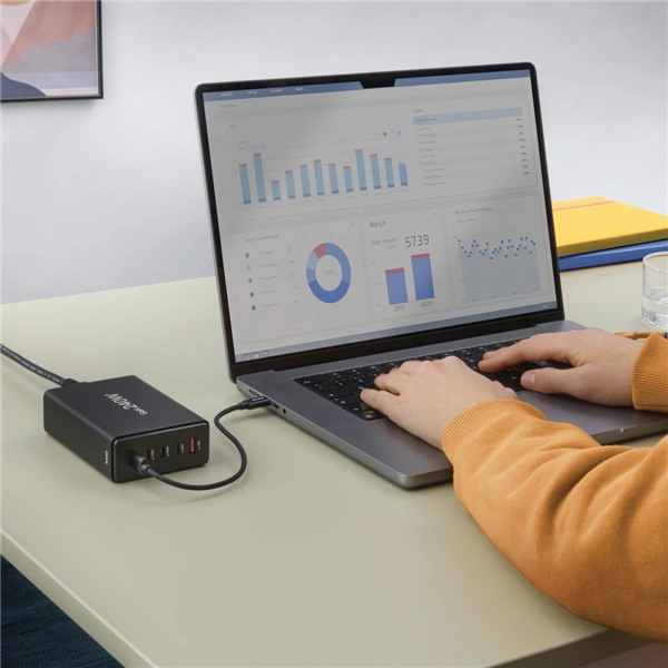Hama USB nabíjecí stanice GaN, 4x USB-C PD, 1x USB-A QC, 240 W