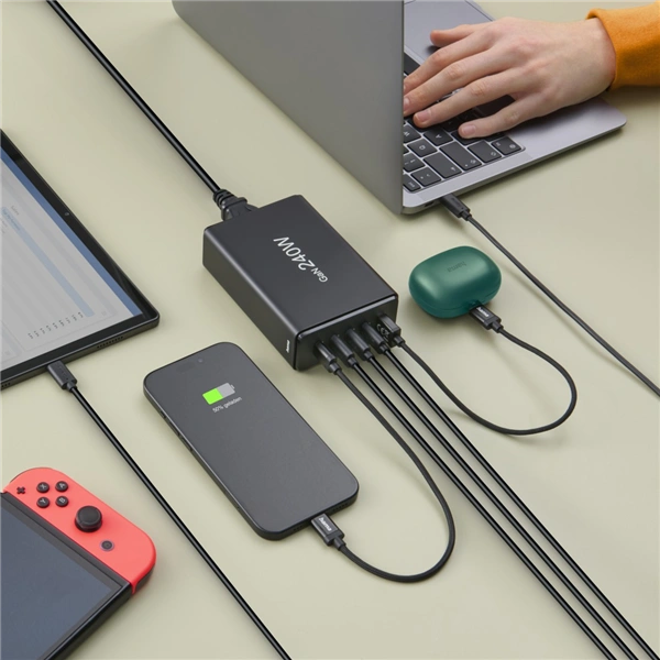 Hama USB nabíjecí stanice GaN, 4x USB-C PD, 1x USB-A QC, 240 W