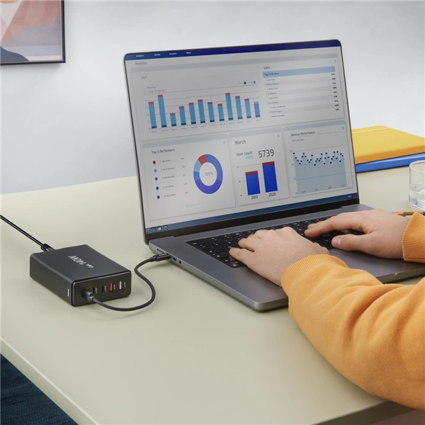 Hama USB nabíjecí stanice GaN, 3x USB-C PD, 2x USB-A (1x QC), 140 W