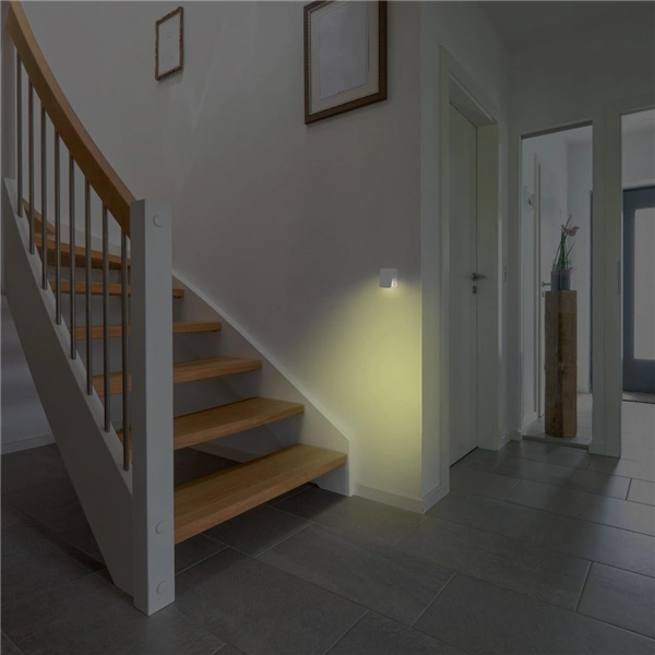 Hama DayNight Sensor, noční/orientační LED světlo, do zásuvky, automatické zapnutí/vypnutí