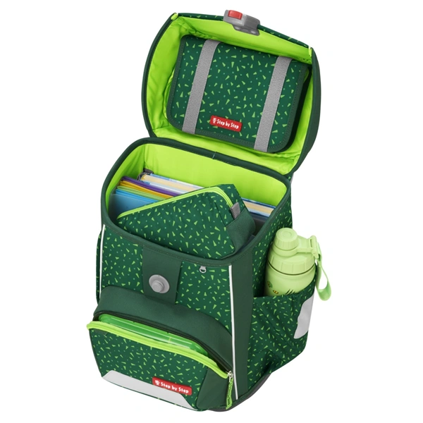 Školní aktovka Step by Step BASIS, Green Graphics - 4 dílný set, AGR certifikát