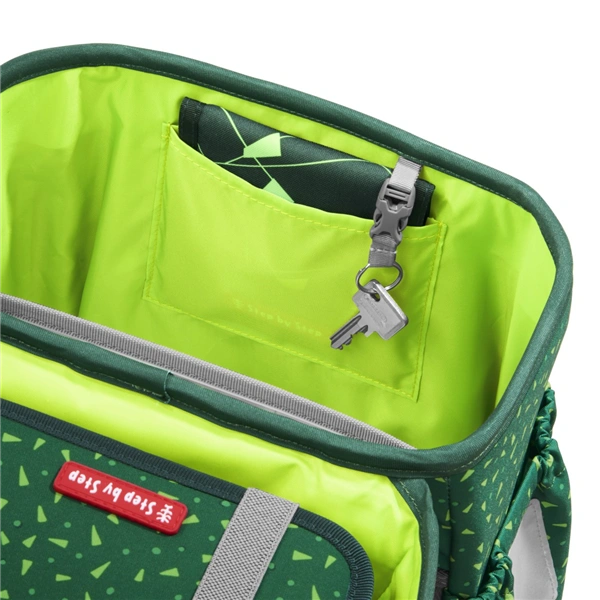 Školní aktovka Step by Step BASIS, Green Graphics - 4 dílný set, AGR certifikát