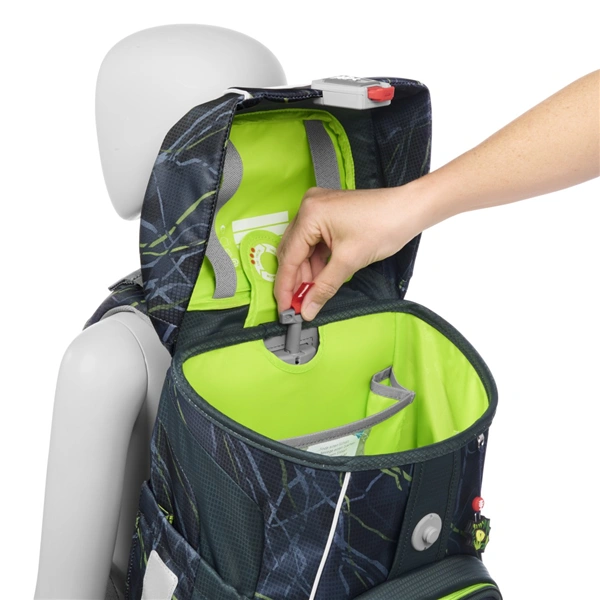 Školní aktovka Step by Step FIT, Danger Cat Chiko - 5 dílný set, AGR certifikát