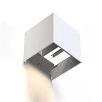 Hama SMART WiFi nástnné svtlo, tvercové, 10 cm, IP44, pro vnjí i vnitní pouití, bílé