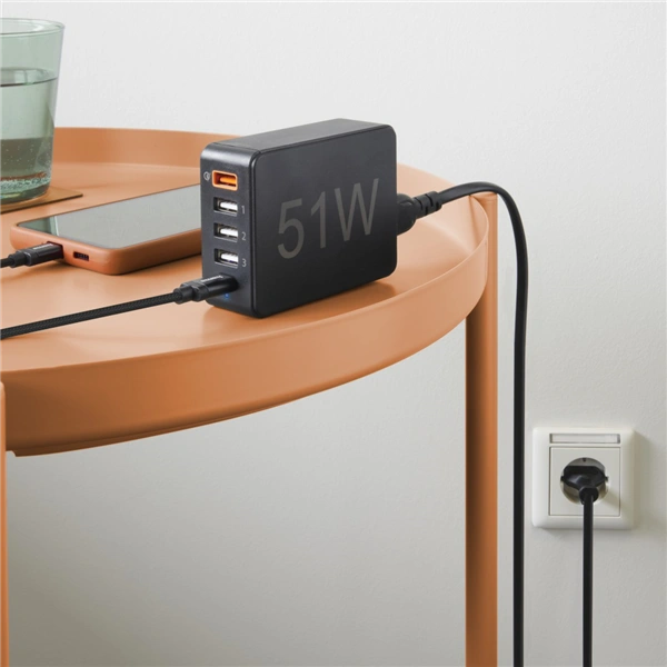Hama rychlá stolní USB nabíječka, 4x USB-A, 1x USB-C, PD/QC, 51 W, 1,2 m