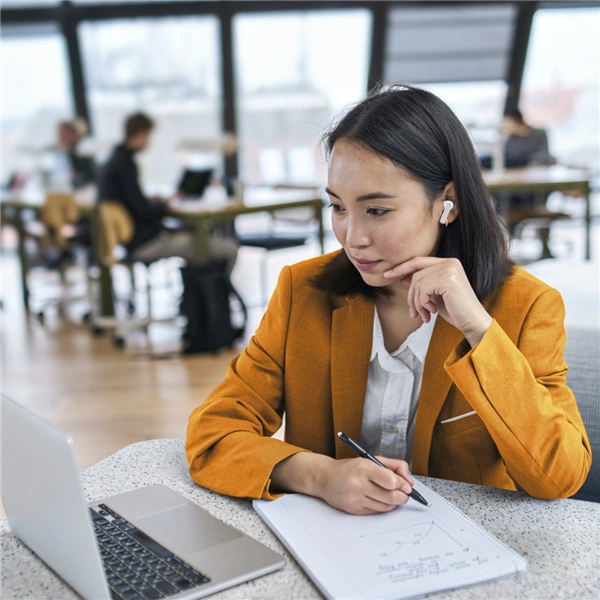 Hama Bluetooth sluchátka Passion Clear II, špunty, ANC/ENC, aplikace, bílá