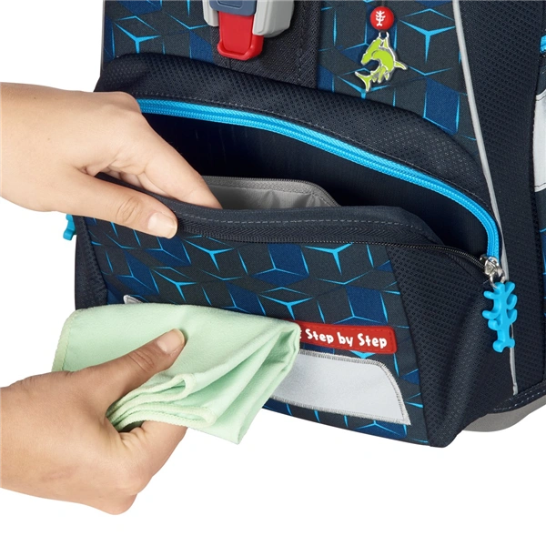 Školní aktovka Step by Step SPACE SHINE, Shark Dexter - 5 dílný set, AGR certifikát