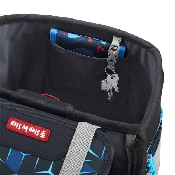 Školní aktovka Step by Step SPACE SHINE, Shark Dexter - 5 dílný set, AGR certifikát