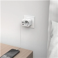 Hama zsuvkov USB nabjeka, 1x el. zsuvka, 1x USB-C PD, 2x USB-A, 20 W