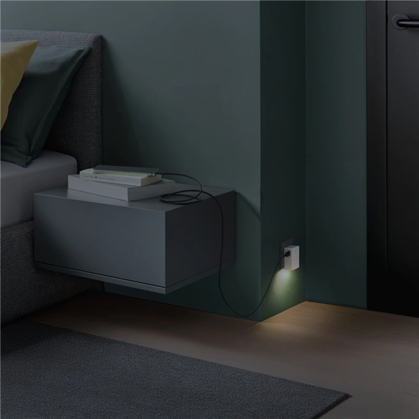 Hama noční/orientační LED světlo, do zásuvky, 1x USB-A, 1x USB-C, soumrakový senzor